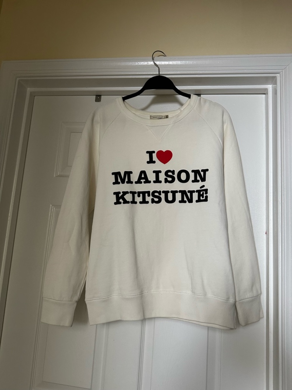 MAISON KITSUNE Cream Crewneck Sweatshirt with Red Heart and Black Logo